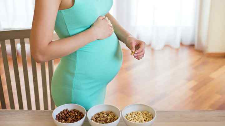 Що не можна їсти при вагітності. Протипоказання і обмеження