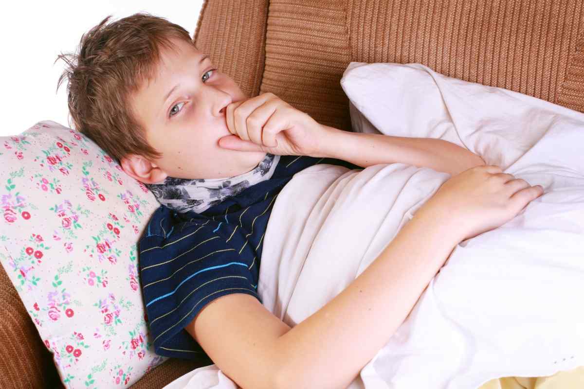 Кашель у дитини, коли лягає спати: основні причини та методи лікування