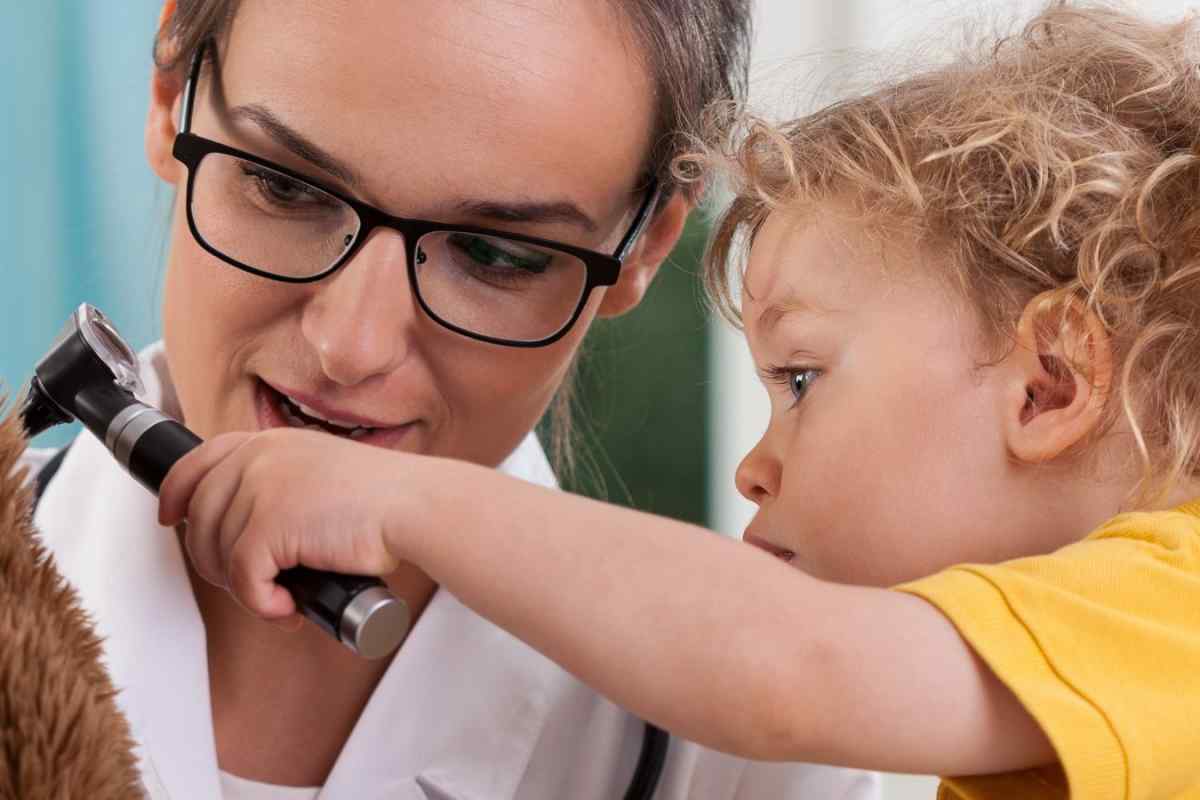 Як лікувати аденоїди у дитини: поради педіатра