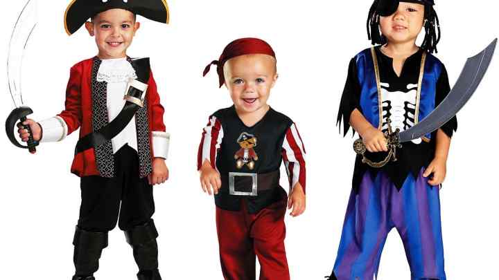 Як зробити дитячий костюм пірата на свято?