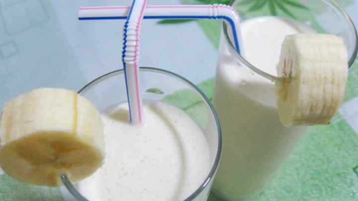 Як приготувати молочний коктейль у домашніх умовах