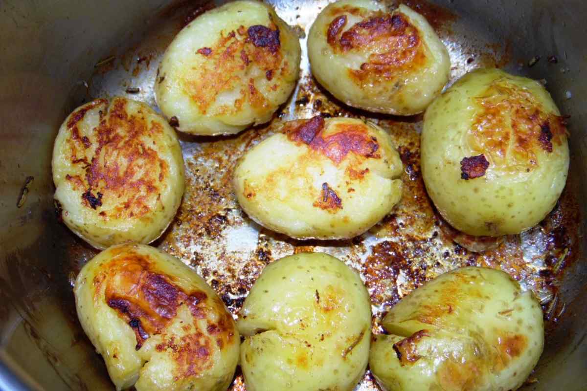 Картопля в мундирі: рецепти і способи приготування