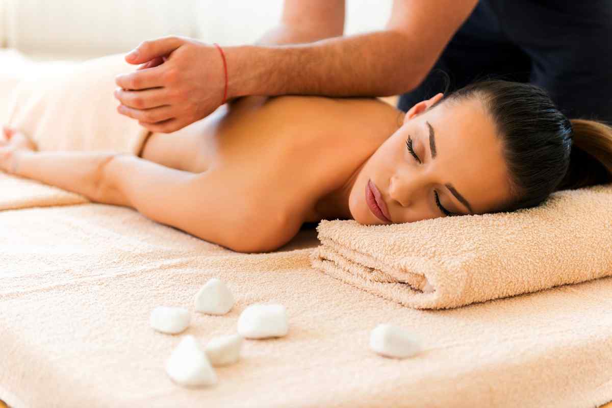 Показання і протипоказання до масажу