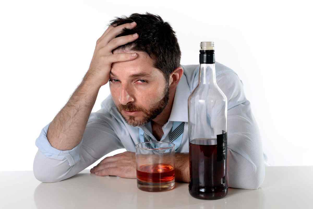 Чи передається алкоголізм у спадок: гени алкоголізму, діти алкоголіків, причини, що змушують пити, думки лікарів і генетиків