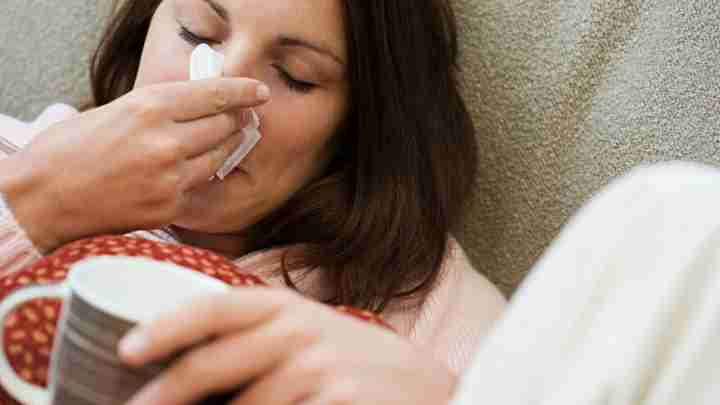 Температура без болю в горлі і нежитю: причини, лікування
