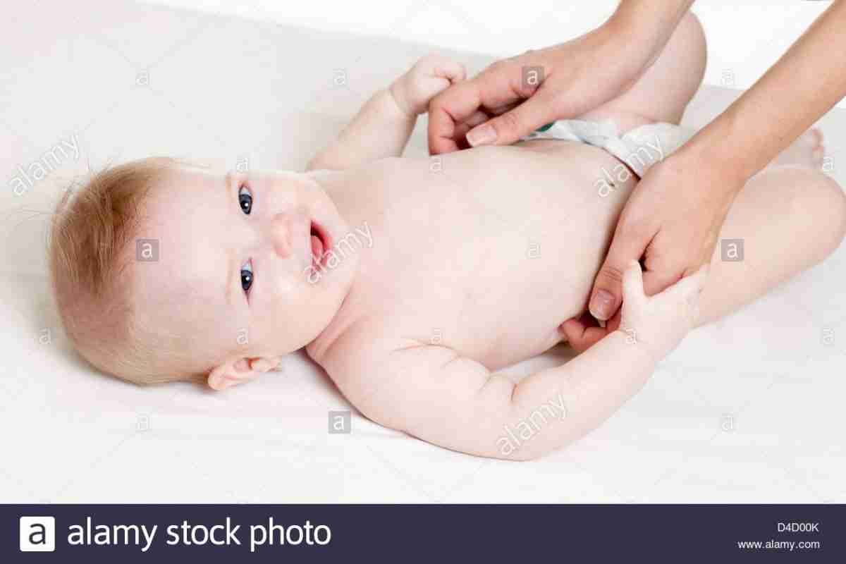 Як лікувати запор у немовлят?