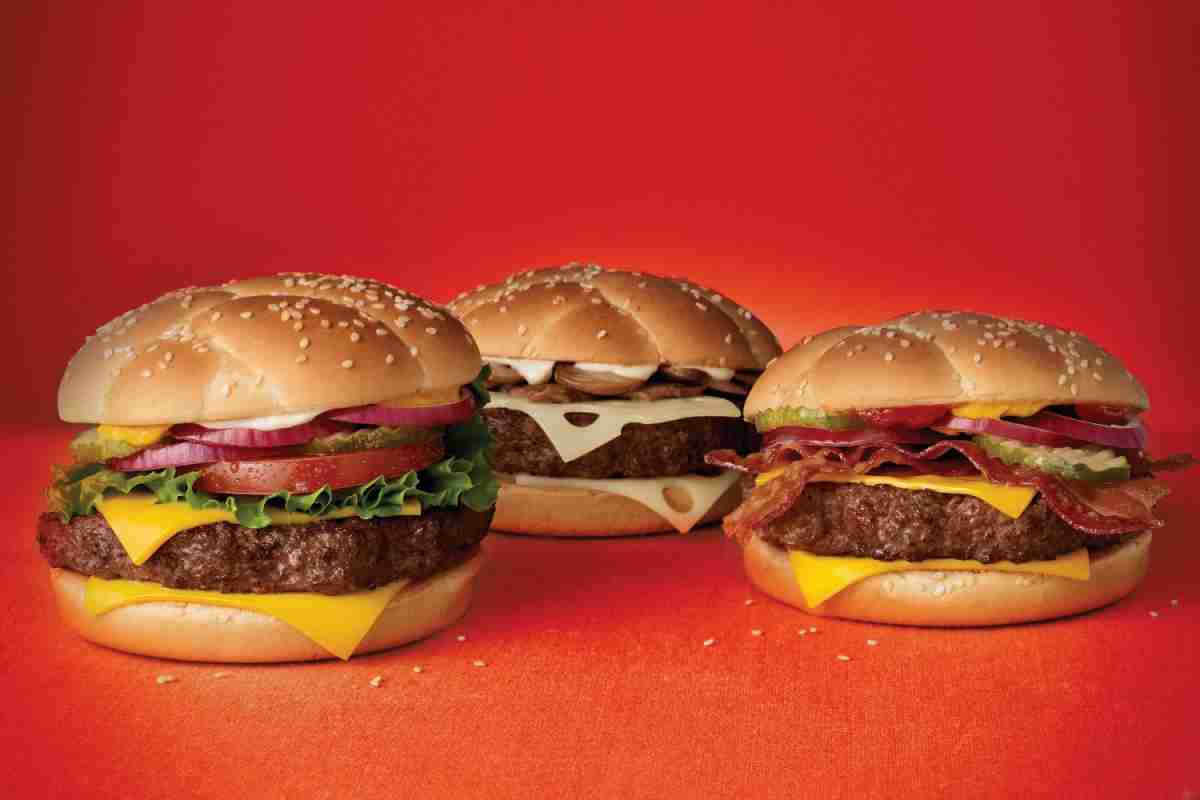 Рецепт гамбургера: побалуємо себе фастфудом