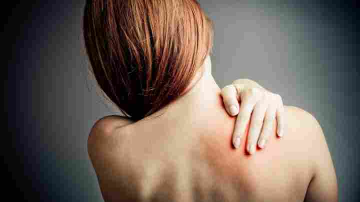 Герпес на спині: симптоми, лікування та профілактика