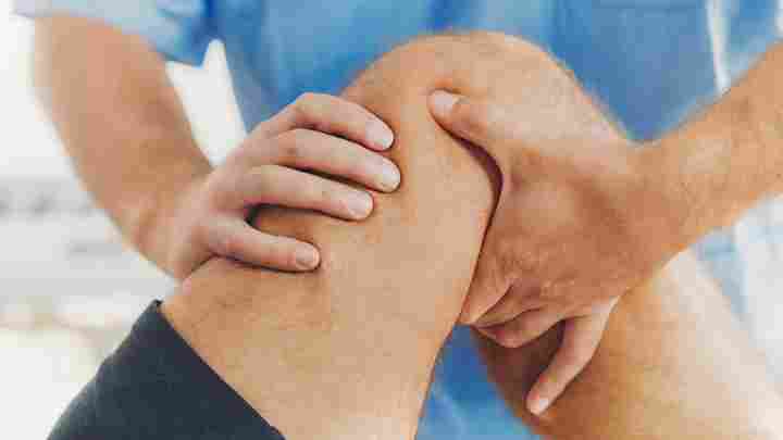 Біль у ліктьовому суглобі: причини появи, лікування