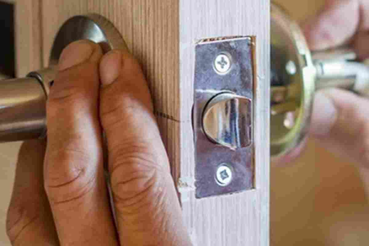 Основа безопасности - цилиндрические вставки в двери