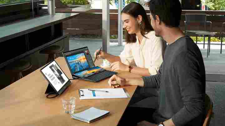 Люди купують сенсорні ноутбуки, незважаючи на невдачі Windows 8 
