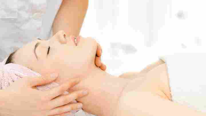 Ліфтинг-масаж обличчя - швидке позбавлення від зморшок без операції
