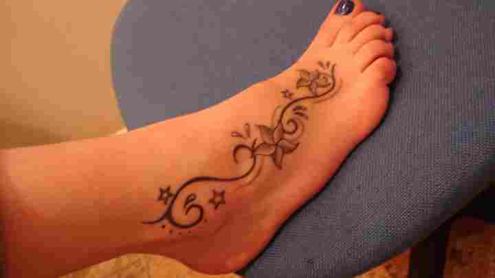 Тату на нозі - кращі варіанти жіночих татуювань та їх значення