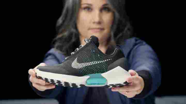 Самозашнуровувані кросівки Nike надійдуть у продаж 28 листопада 
