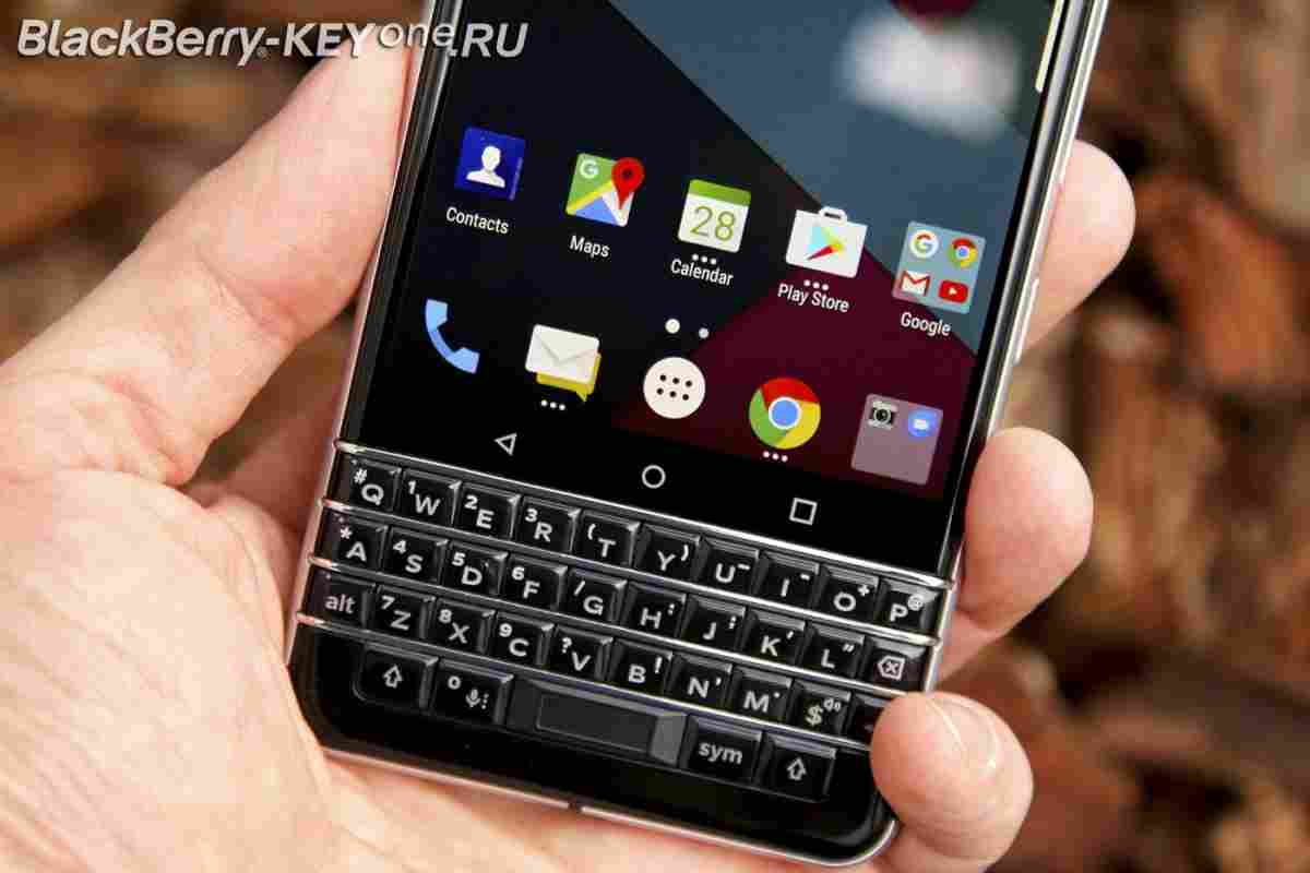 Більшість нових смартфонів BlackBerry будуть оснащені QWERTY-клавітурою