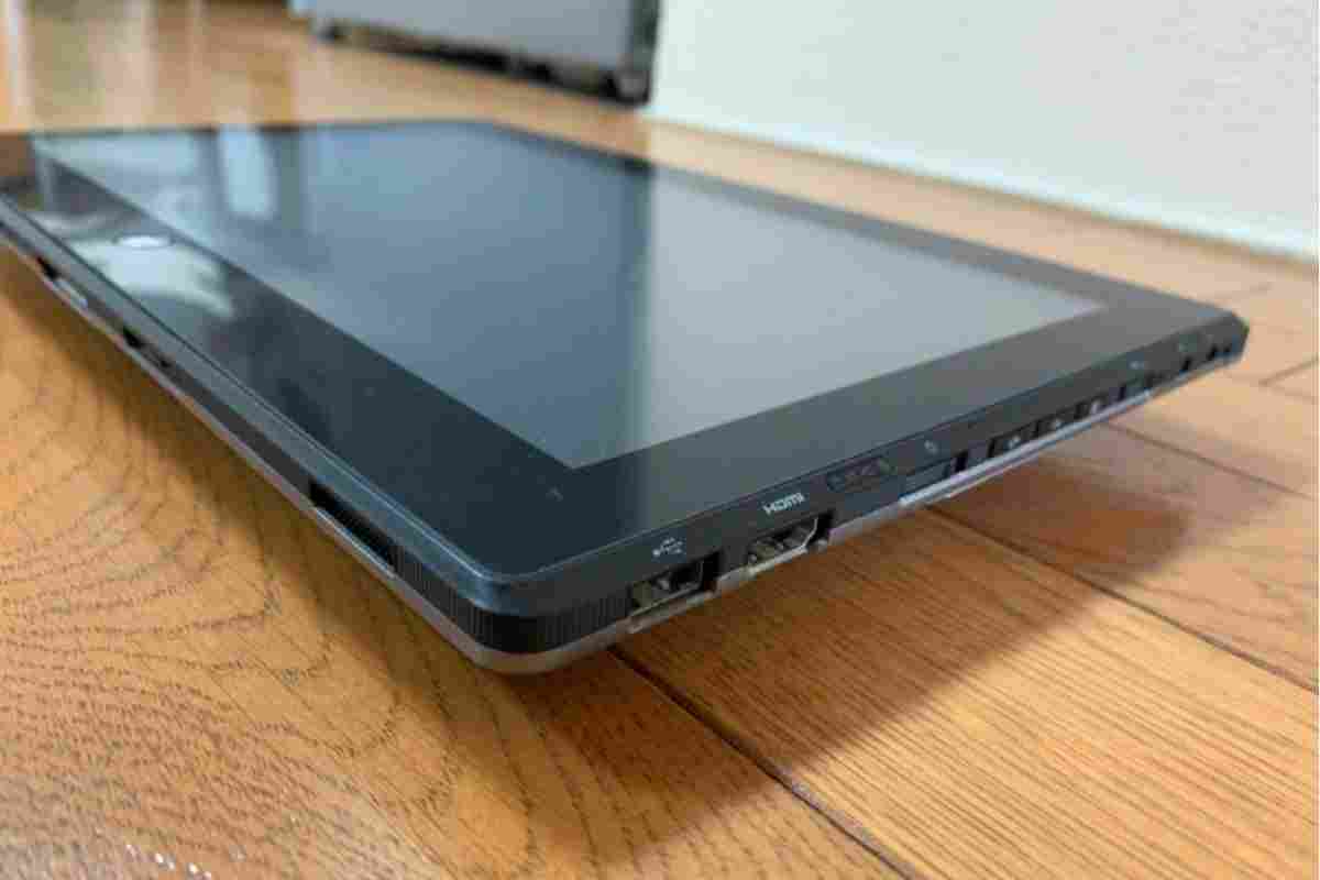 11,6 "" планшет-ноутбук Fujitsu STYLISTIC Q702 для бізнесу "