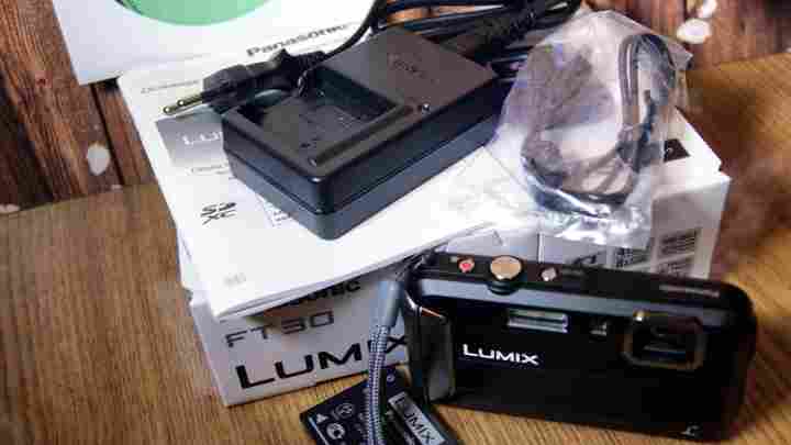 Захищений «цифровик» Panasonic Lumix DMC-FT4 з GPS