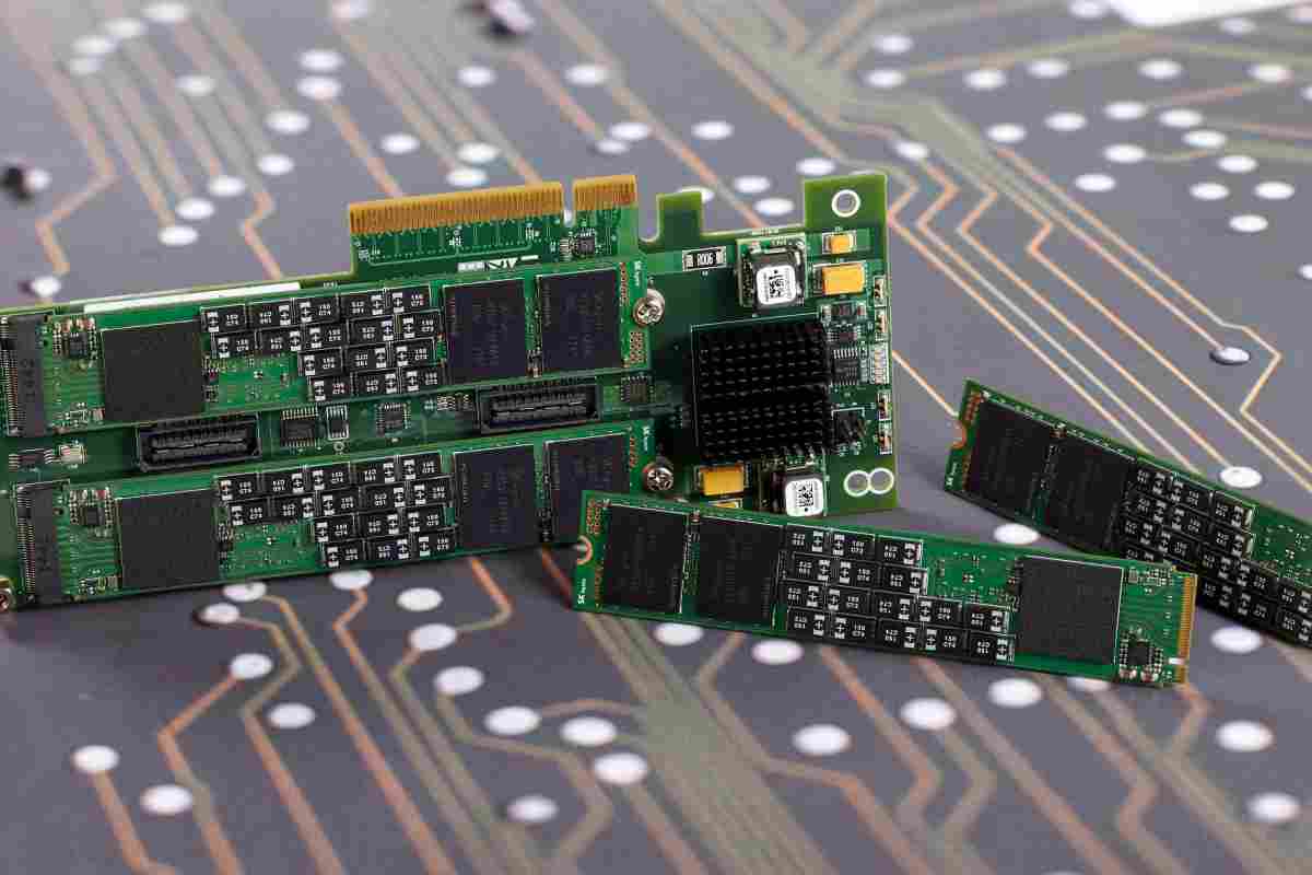 Hynix анонсувала NAND-чіпи покоління 1Xnm