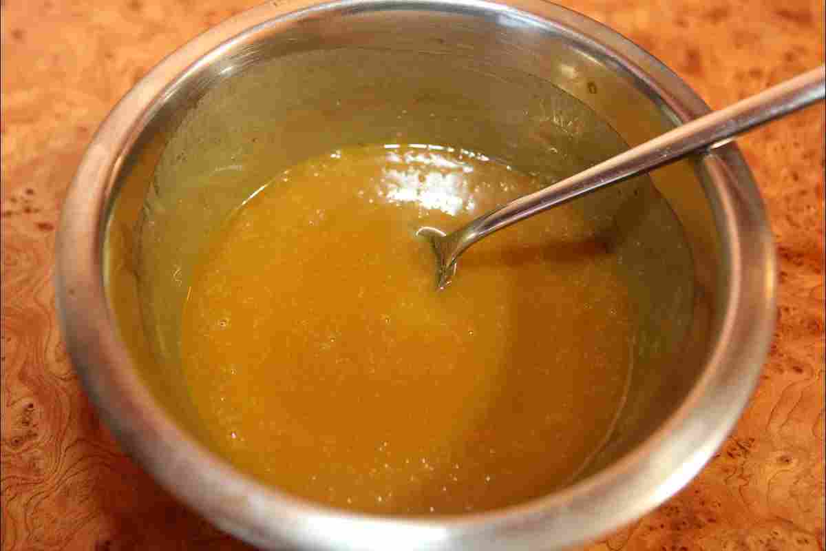 Як використовувати оцет як приправу і соус