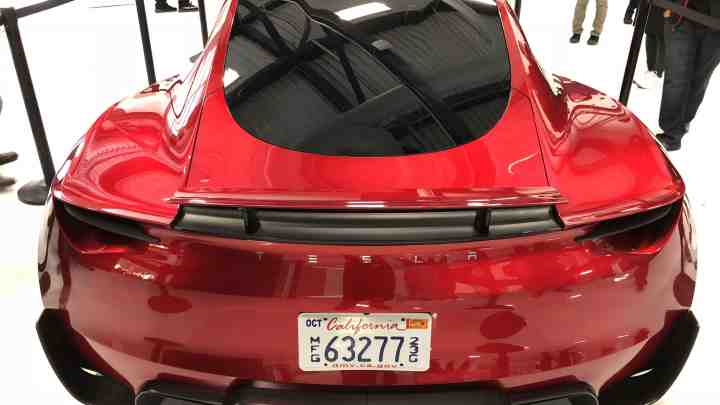 Для Tesla Roadster буде доступна опція підвищення динаміки
