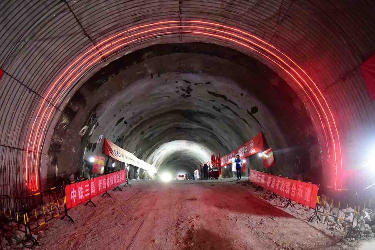 Китай бажає дотягнутися до Тайваню через 135-км підводний тунель