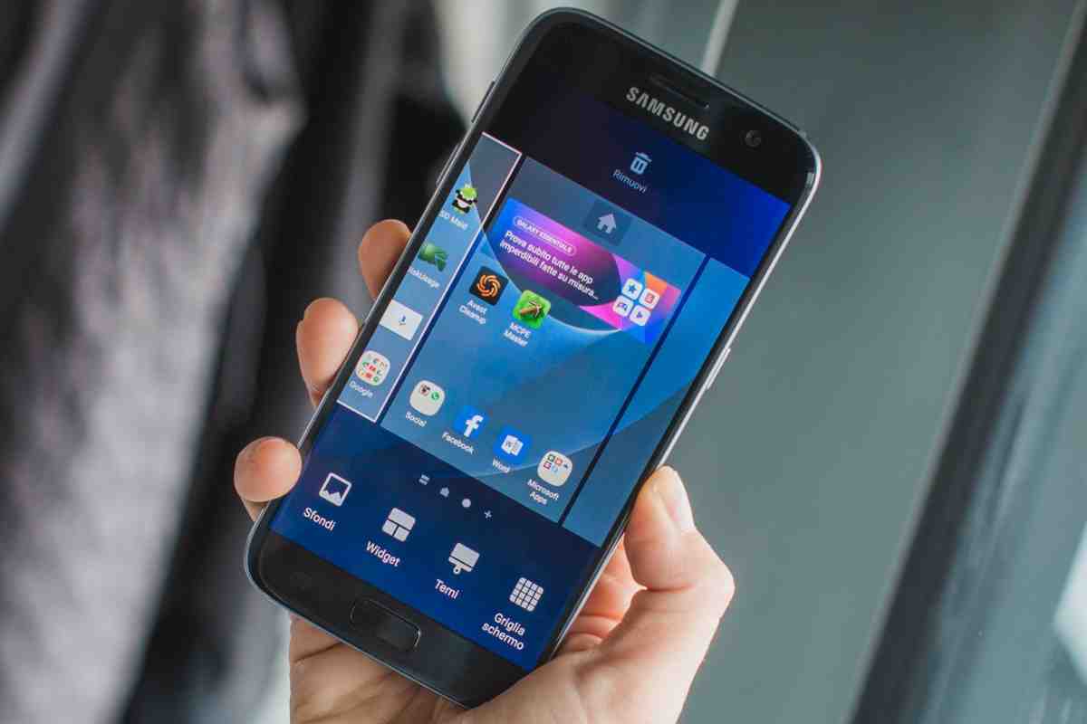 «Зв'язковий» відновить продаж смартфонів Samsung разом з «Євромережею»