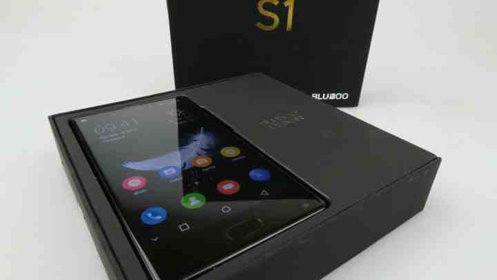 Безрамковий смартфон BLUBOO S1 можна отримати в подарунок по акції