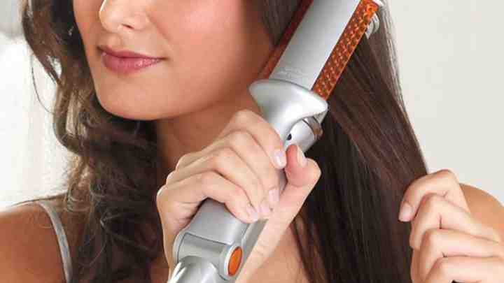 Жіночі «штучки»: прасування для волосся