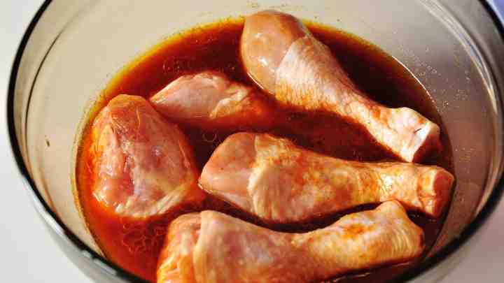 Як смачно замаринувати курку для шашлика - 13 рецептів маринада