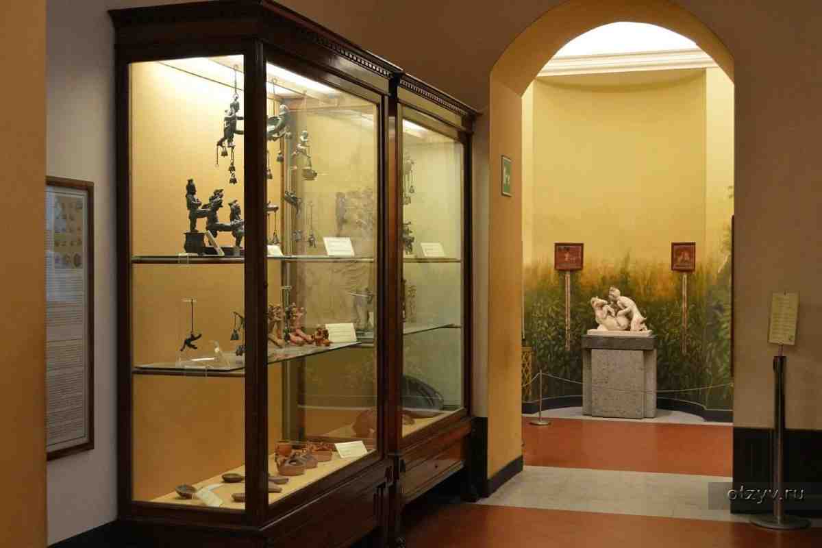 Археологічний музей Неаполя