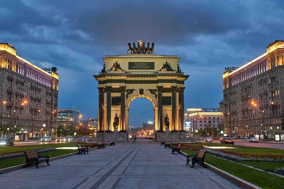 Тріумфальна арка в Москві