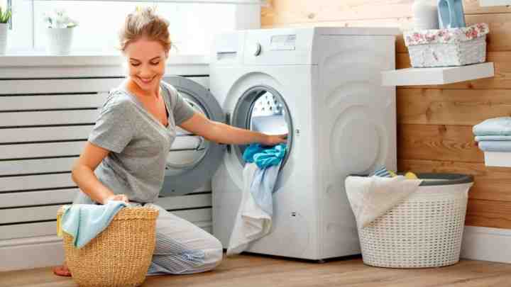 Велике прання: як доглядати за дитячим одягом?